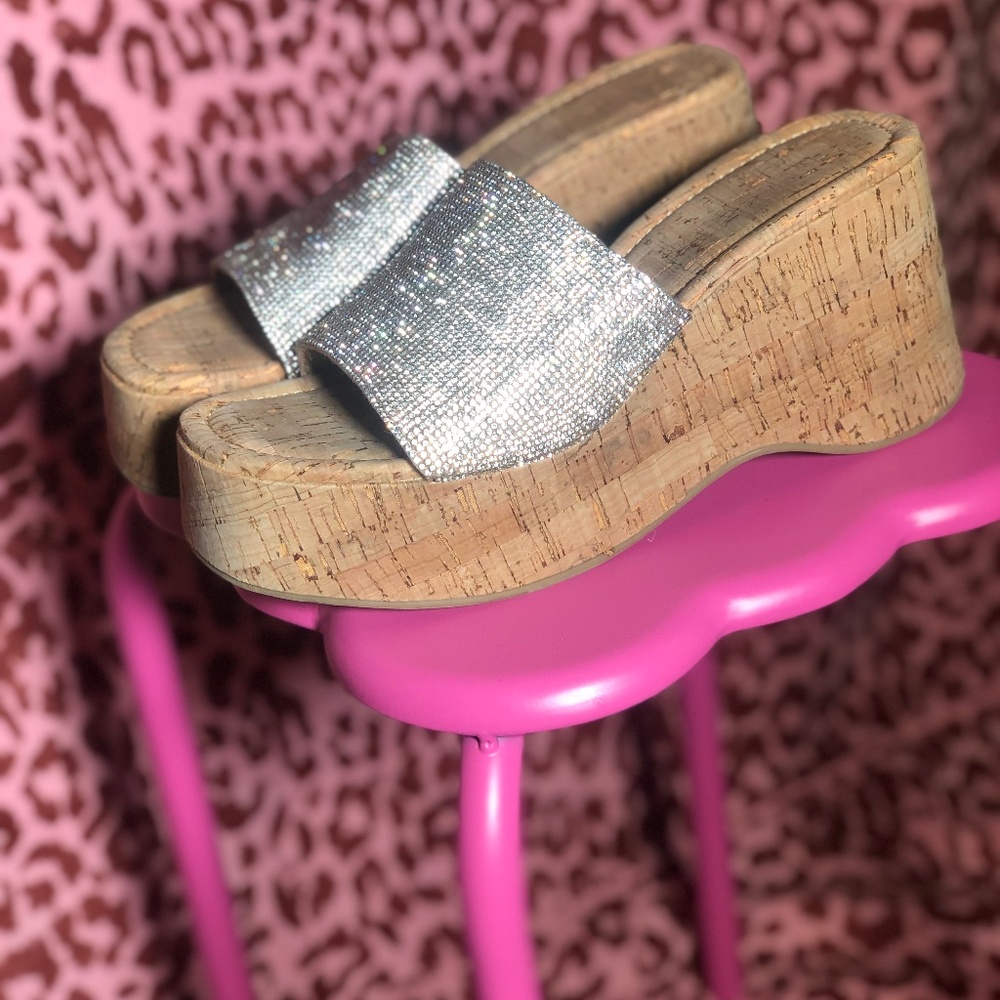 Madden Girl Women's Silver and Pink Sandals